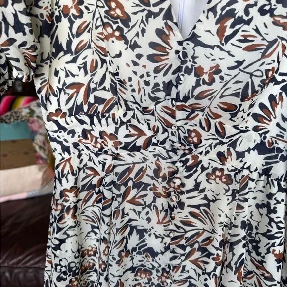 Floral Print Dress with Long Sleeves - Picture 12 of 13